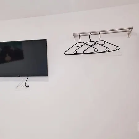 Vue Pour 4 Personnes Accès Direct Wifi Débit Gratuit *