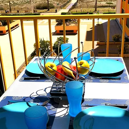 Vue Mer,acces Direct Plage,fibre,clim,parking Public Gratuit Apartman *