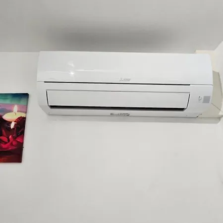 Vue Pour 4 Personnes Accès Direct Wifi Débit Gratuit