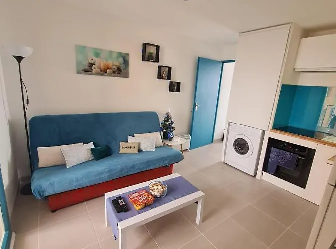 Vue Pour 4 Personnes Accès Direct Wifi Débit Gratuit *