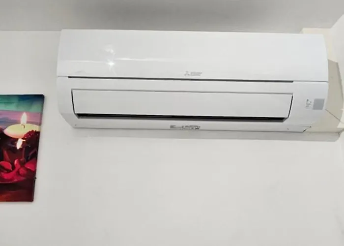 Vue Pour 4 Personnes Accès Direct Wifi Débit Gratuit