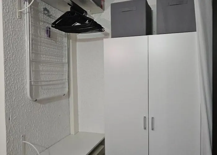 Vue Pour 4 Personnes Accès Direct Wifi Débit Gratuit * Le Barcarès